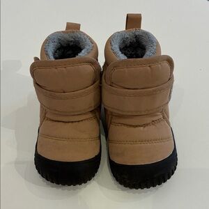 Children's Warm Tan Winter Boots with Faux Fur Collar
